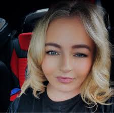 Hello again lovely people . It's time to ask for another recommendation .  Has anyone had or know a REALLY good roofing company