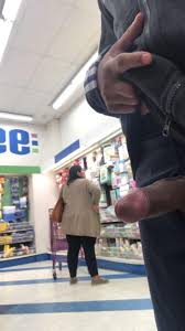 Flashing in 99 cent store : rcock