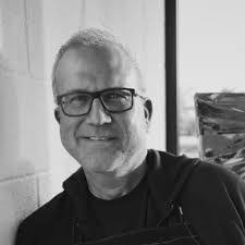 Aaron Edds's Instagram, Twitter & Facebook