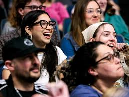 Mikey. Rudy. Samwise Gamgee. Bob. And so many more...🎥 🎬 Sean Astin has  brought iconic characters to life