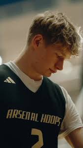 @3StripesGOLD's video Tweet