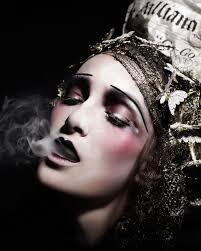 Karina Roy (karinalovesmika)