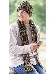 There are some very, very talented people on the web that freely share with everyone, lucky us! Crochet Man S Camo Hat Scarf Pattern Ec03944