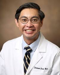 Toni Warnick's Instagram, Twitter & Facebook