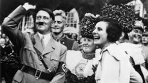 Alemanha nazista c/ suástica 5 reichsmark 1944 pm39 fe. Hitler Tomou Decisoes Sob Efeito De Cocaina Diz Autor De Livro Sobre Drogas Na Alemanha Nazista Bbc News Brasil