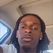 Davion Edwards's Instagram, Twitter & Facebook