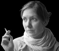 HELPING WOMEN QUIT SMOKING