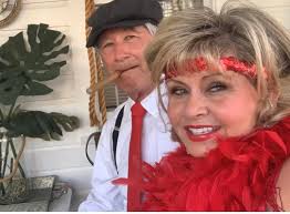 Encouragement and love from friends at Folly Beach SC