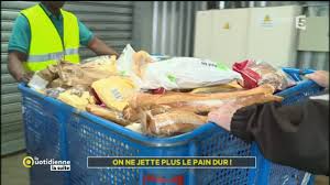 On Ne Jette Plus Le Pain Dur Youtube