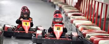 Check this out at go kart world in carson. Best Go Kart Racing Tracks In Los Angeles Cbs Los Angeles