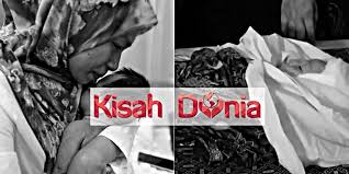 Hem romantizmin , hem dramın olduğu ''duygusallığı ön plana çıkartan'' harika bir yerli sinema.alper 30'lu yaşlarda. Saat Dia Menjaga Anak Orang Lain Isu Pembunuhan Bayi Adam Rayqal Farah Madi Dipersalahkan Netizen Gara Gara Pekerjaannya Kisah Dunia