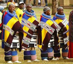 Ndebele women have been known to adorn themselves with a variety of ornaments that symbolize their status. Africa Ndebele Women In Traditional Attire Attend The Inauguration Of Jacob Zuma As President Of South Africa In Pret African Diaspora African Culture Africa