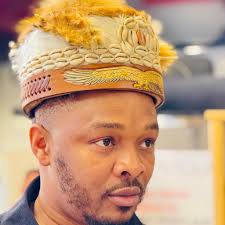 How BIG Is This Iguana?! 😲