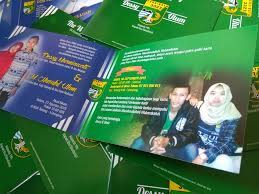Read more40 contoh desain kartu undangan pernikahan unik bikin kamu bingkai kartu ucapan pernikahan undanganme untuk mendapatkan informasi tentang bingkai kartu ucapan pernikahan langsung saja klik link ini disini. 20 Trend Terbaru Undangan Pernikahan Tema Persib Schluman Art