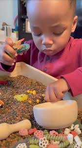 A little “Pre-Nap” wind down for the W🙌I🙌N! Remy LOVED the chunky  textures of the “Dancing with Daisies” 🌼 paired with our upcoming “Diggin  in the Dirt”🛕 No need to get fancy, just added in some ...