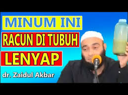 Cara menghilangkan bau badan dapat secara efektif diatasi dengan mandi menggunakan sabun bakteri, menghindari makanan penyebab bau badan dan masih banyak tipsnya dalam artikel ini. Cara Membersihkan Racun Dalam Tubuh Secara Alami Dr Zaidul Akbar Youtube