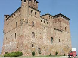 Il castello di grinzane cavour e l'enoteca regionale piemontese cavour sono chiusi al pubblico. Il Castello Di Grinzane Cavour Cosa Vedere Nelle Langhe