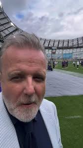 A quick chat with fellow Wexford man and incredible tenor Anthony Kearns  Official of The Irish Tenors.