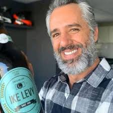 This is a scam! This is not Scott Dennis!