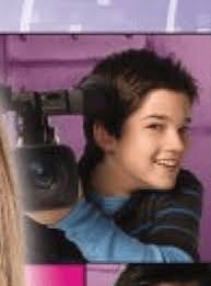 Why does the album cover look so weird? : r/icarly