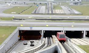 Tren sesak semasa waktu puncak di malaysia.docx. Kesesakan Tren Klia Hanya Ketika Waktu Puncak