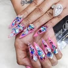 Cardi b had gorgeous pink nails full of swarovski crystals for the vmas 2018. Cardi B Pink Jewels Nail Art Stones Studs Nails Steal Her Style