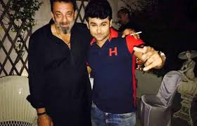 He has tickled our funny bone with his comic timing on the small screen, but not many people know that sanket bhosale, best known for his impersonation of bollywood actor sanjay. Watch Sanket Bhosale Mimics Sanjay Dutt Here S How He Reacted Businessofcinema Com