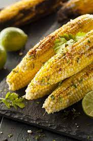 How to reheat corn on the cob in boiling water another quick and easy way to reheat your corn is to boil it in water. How To Reheat Corn On The Cob 5 Simple Ways Insanely Good