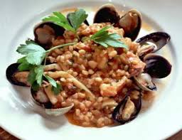 Poi, è ricco di proteine, quindi energetico e vitamine. Pasta E Fagioli Con Le Cozze