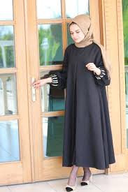 Clsema Siyah Elbise Online Satis Indirimli Satin Al Clsema Siyah Elbise In 2020 Muslimah Fashion Outfits Muslim Fashion Dress Hijab Fashion
