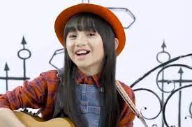 Projector band pasti ada kamu lirik mp3 & mp4. Lirik Dan Chord Lagu Untuk Kamu Dari Alyssa Dezek Halaman All Kompas Com