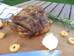 La rosolatura della carne in padella e successivamente il passaggio in forno per un'ora e mezza circa. Ricetta Coppa Di Maiale Al Forno Cottura Lenta