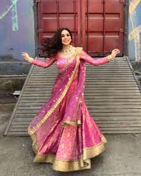Pin On Some Of My Fav Shraddha arya aka preeta in western outfits | preeta , kundali bhagya, shraddha arya , preran. pin on some of my fav
