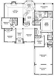 As lifestyles become busier for established families with older children, they may be ready to move up to a four bedroom home. 654254 4 Bedroom 3 Bath House Plan Basement House Plans House Floor Plans Ranch House Plans