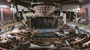 Das wrack der „costa concordia hat seine letzte reise hinter sich gebracht und ist 30 monate nach dem unglück im hafen. Schaurige Hinterlassenschaft Der Costa Concordia Cruisestart De