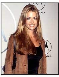 Denise richards has made appearances in many movies like starship troopers, wild things, drop dead gorgeous, the world is not enough, valentine, and also, undercover brother. Denise Richards And Neve Campbell Re Team For Wild Things