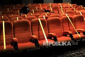 Jadwal terupdate setiap hari dan kamu juga bisa mencari bioskop terdekat dari tempat kamu berada. Cirebon Izinkan Bioskop Kembali Beroperasi Republika Online