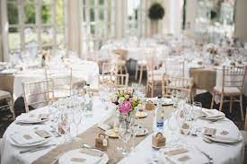 Mettez une légère couche de peinture terreuse sur quelques cadres, une table de bout ou une chaise berçante. Limited Time Deals Decoration Table Ronde Mariage Champetre Off 75 Nalan Com Sg