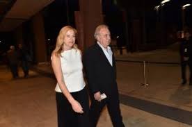 E così lunedì 16, di primo mattino, l'attrice monica guerritore e l'ex presidente rai roberto zaccaria si sono promessi eterno amore davanti al sindaco di forte dei marmi, umberto buratti. Roberto Zaccaria E Monica Guerritore Dago Fotogallery