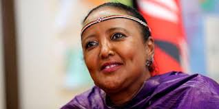 She is presently serving as the cabinet secretary for sports, her. 0vyydqr7qu5r7m