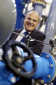 7095 · 27 persone ne parlano · 342 persone sono state qui. Water Als De Blauwe Draad Door Het Leven Directeur Guiljo Van Nuland Vertrekt Bij Brabant Water Brabant Bd Nl