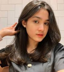 Karina turuti ke mauan Akira asal jangn ke mirsa Semua di suruh nari  Pramana kaget