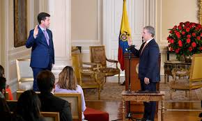 Murió cuando su hijo apenas tenía 11 años y en su familia daban por hecho que él seguiría los pasos de su progenitor. Presidente Duque Confirma Que Diego Molano Es El Nuevo Ministro De Defensa Forbes Colombia