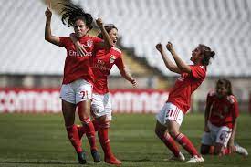 Campeonato nacional de futebol feminino. Benfica Conquista A Sua Primeira Taca De Portugal De Futebol Feminino Futebol Nacional Publico