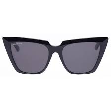 For you, an wide array of products: Balenciaga Tip Cat Sunglasses Black Sunglasses Balenciaga Eyewear Avvenice
