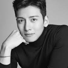 In preparation for his his role: Ji Chang Wook ì§€ì°½ìš± Italia Home Facebook