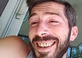 Introduction of an unemployed man living with parents