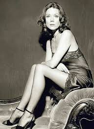 By gwendolyn jackson (author) 2.6 out of 5 stars. 190 Diana Rigg Ideen Fernsehserie Emma Peel Schauspieler