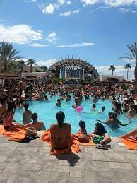 Mandalay Bay Daylight Beach Club Daylight Beach Club Bare Pool Encore Beach Club
