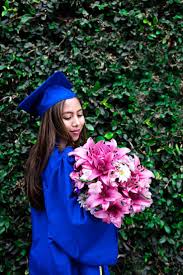 If you are interested in giving the grad a carnation lei, visit our how to make a carnation lei page. 38 Best Graduation Flowers Gifts Ideas In 2021 Graduation Flowers Graduation Gifts Flower Gift